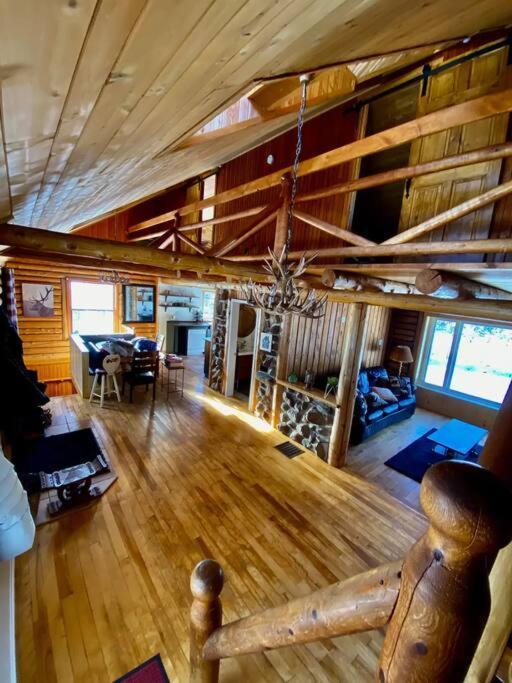 Cozy Log Cottage La Minerve ภายนอก รูปภาพ